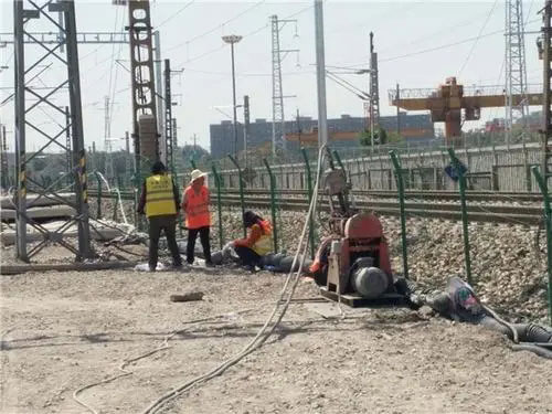 东方华侨农场马路注浆加固